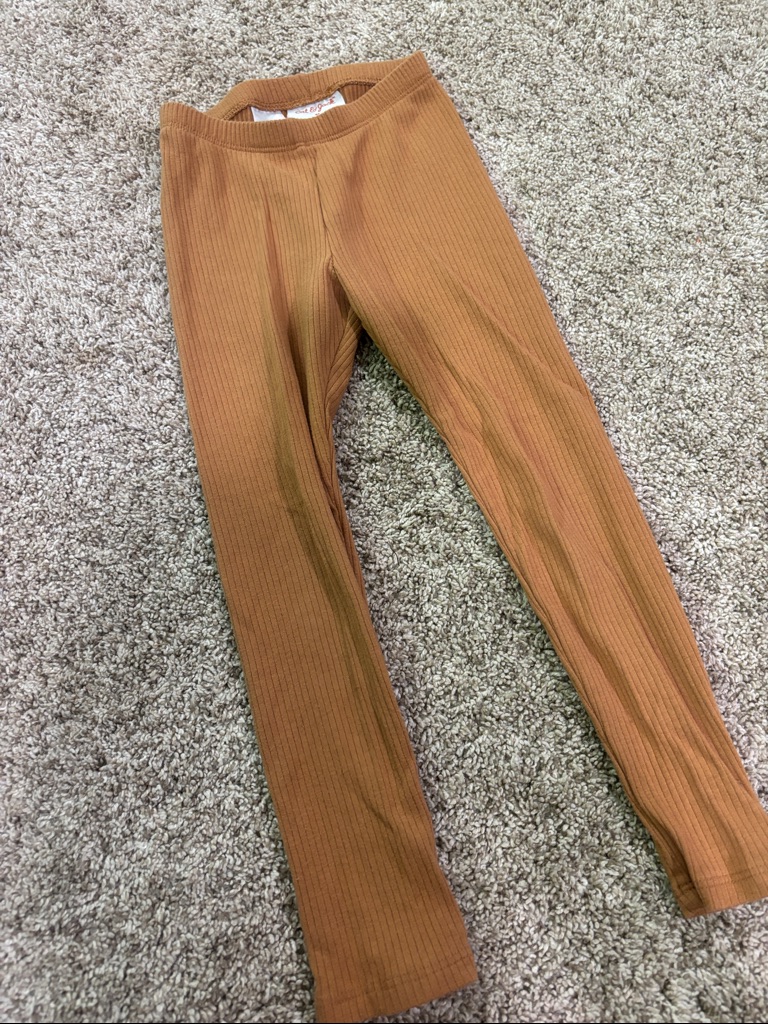 10/$10 - Ribbed Knit Leggings In Warm Camel